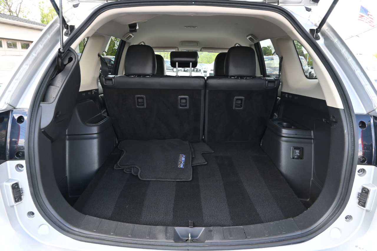 Mitsubishi Outlander PHEV SEL S-AWC 2018