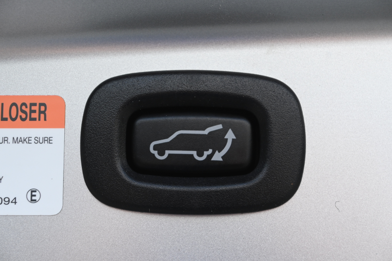 Mitsubishi Outlander PHEV SEL S-AWC 2018