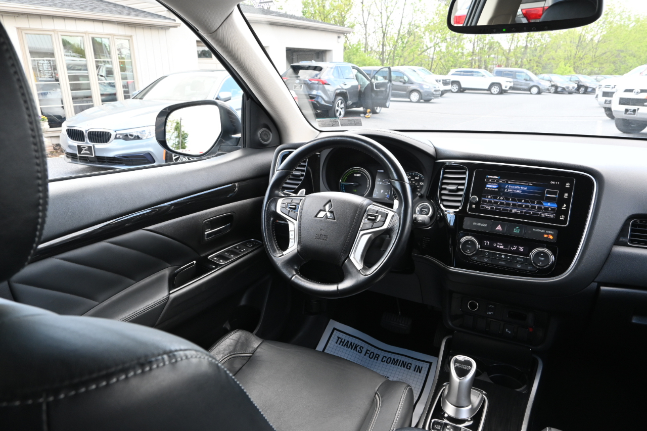 Mitsubishi Outlander PHEV SEL S-AWC 2018