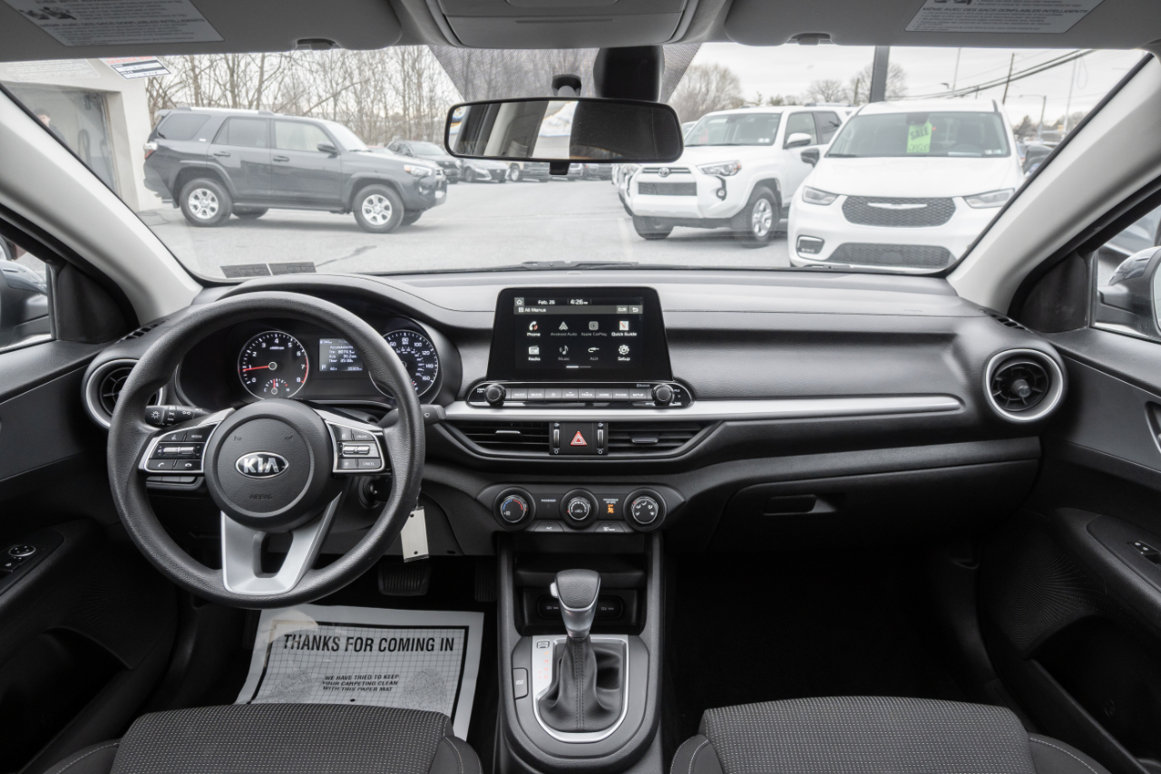 Kia Forte LXS IVT 2021