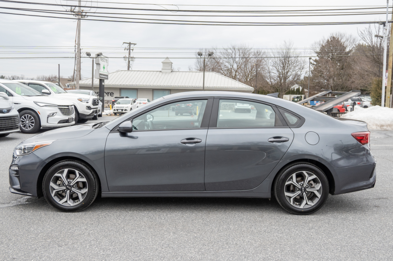 Kia Forte LXS IVT 2021