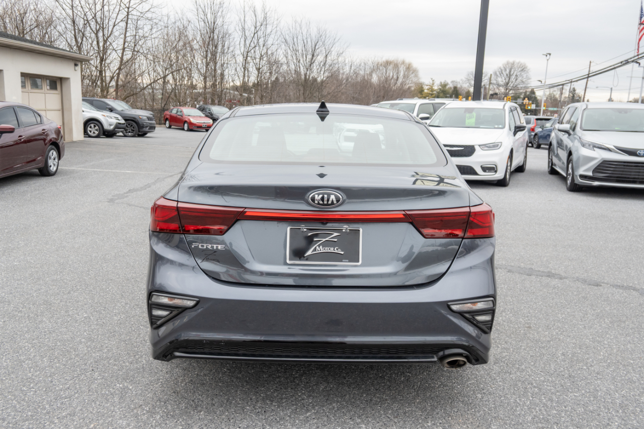 Kia Forte LXS IVT 2021