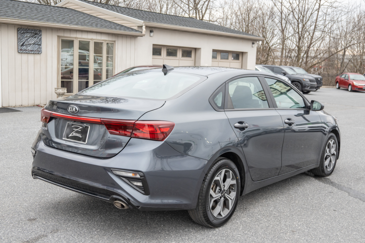 Kia Forte LXS IVT 2021