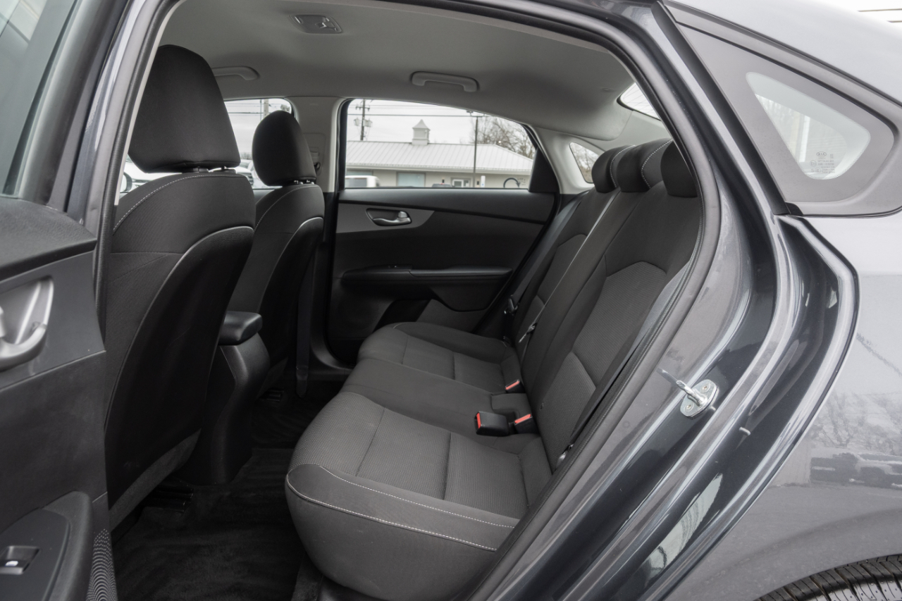 Kia Forte LXS IVT 2021