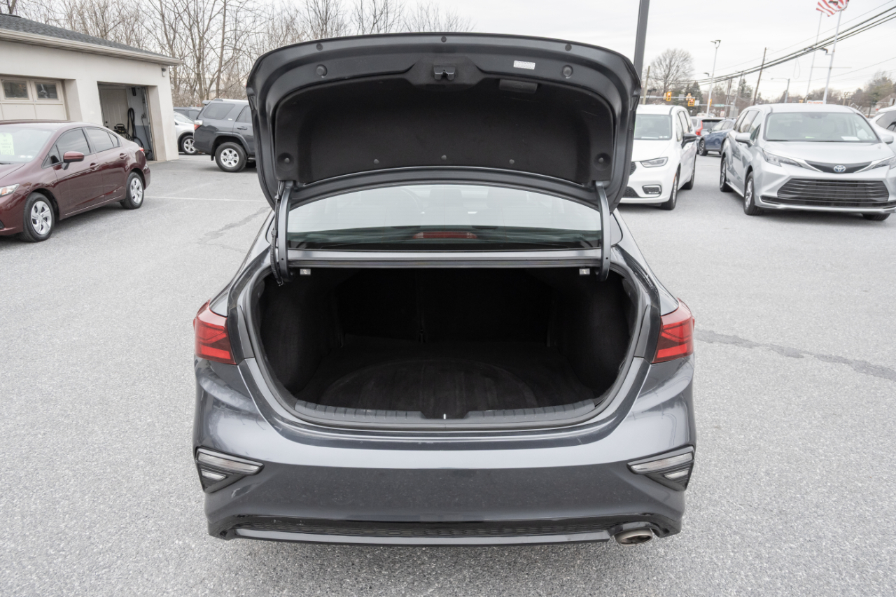 Kia Forte LXS IVT 2021