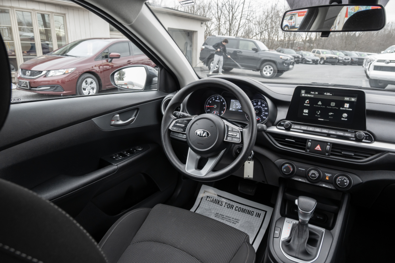 Kia Forte LXS IVT 2021