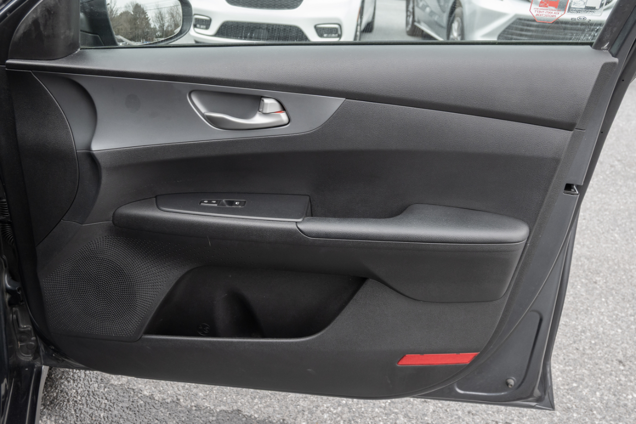 Kia Forte LXS IVT 2021