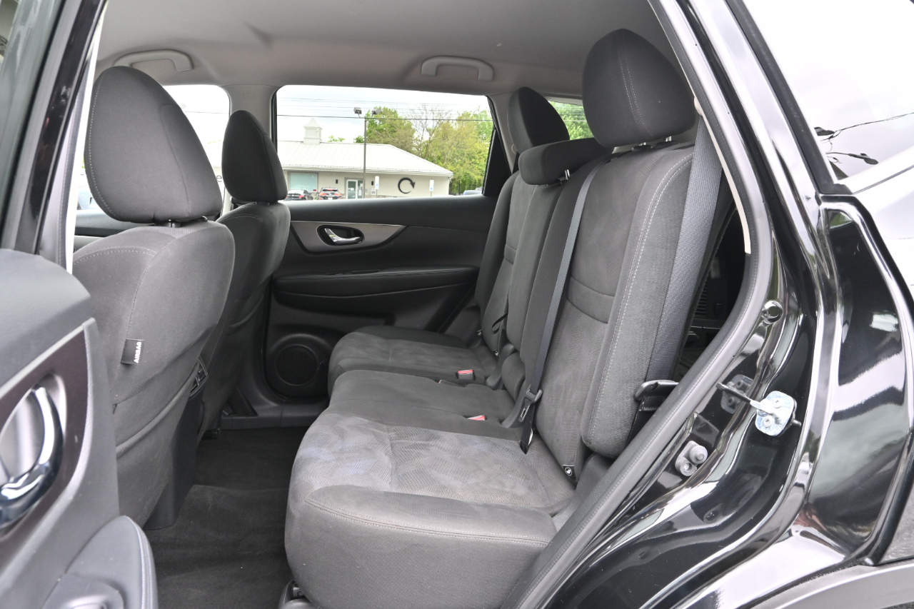 Nissan Rogue AWD 4dr SV 2016