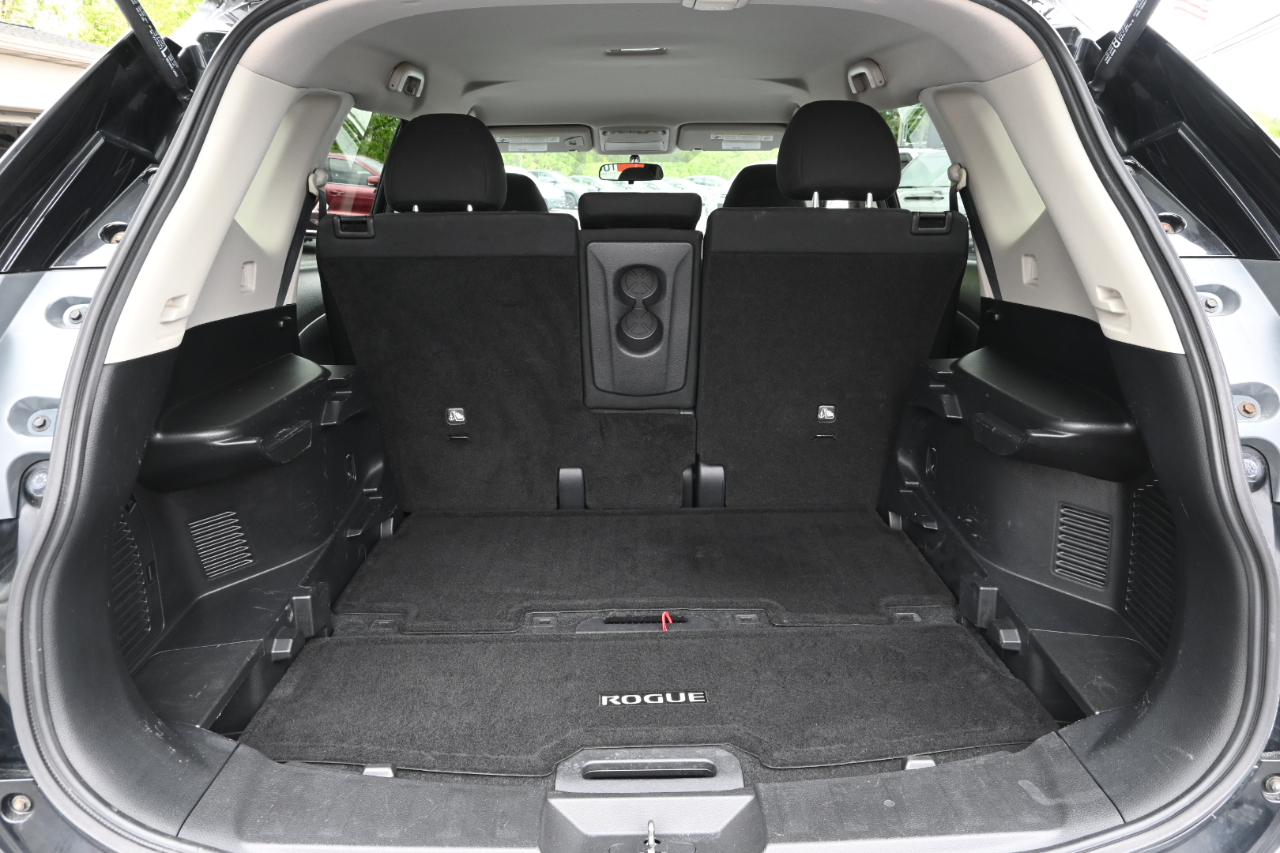 Nissan Rogue AWD 4dr SV 2016