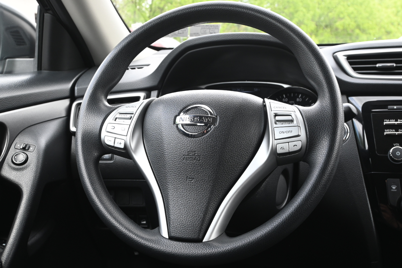 Nissan Rogue AWD 4dr SV 2016
