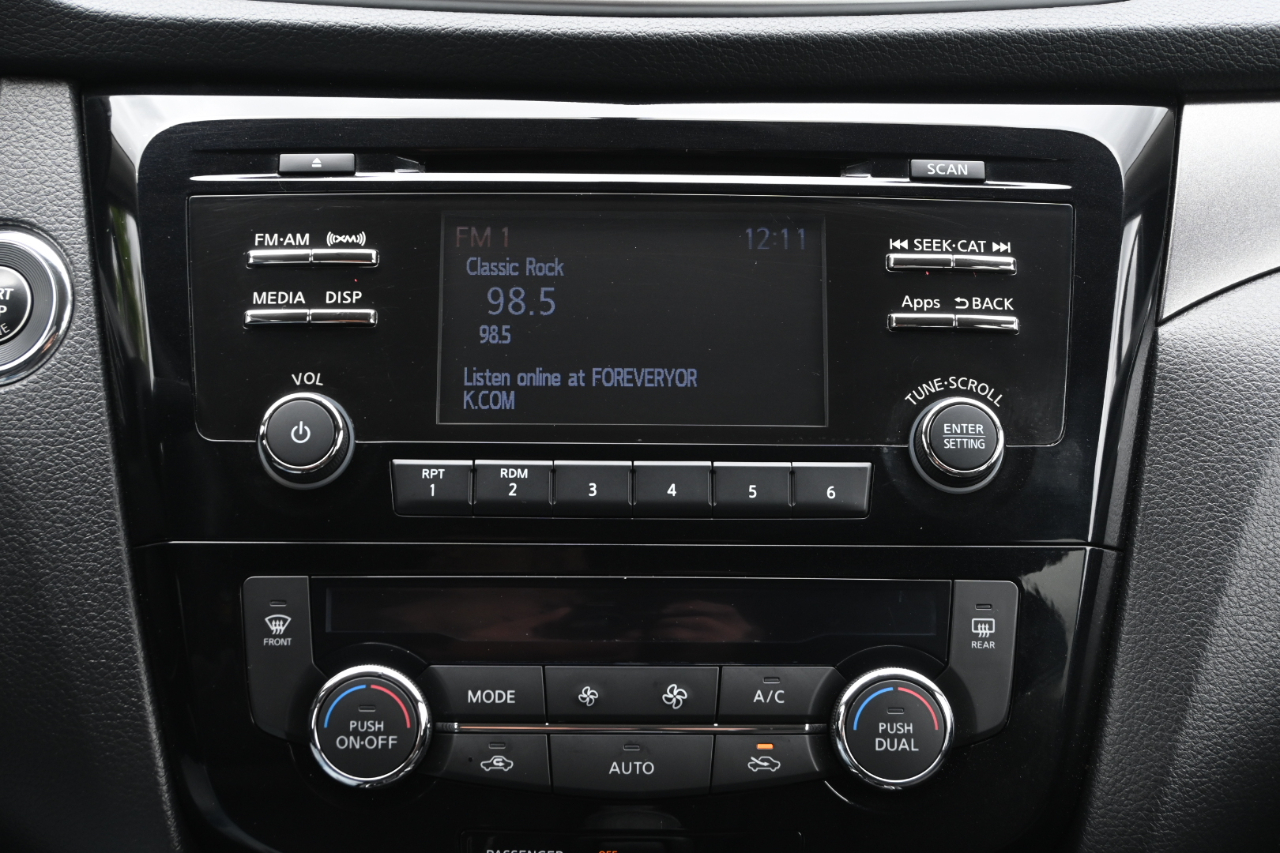 Nissan Rogue AWD 4dr SV 2016
