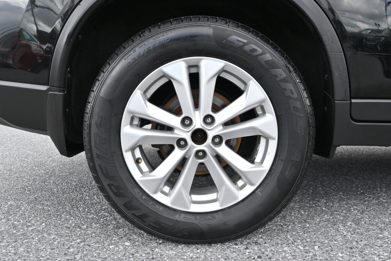 Nissan Rogue AWD 4dr SV 2016