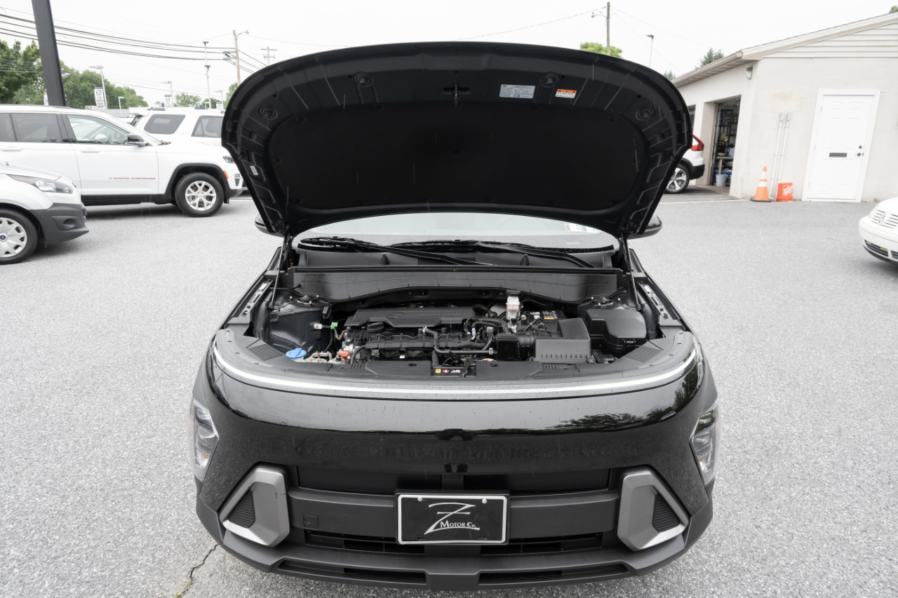 Hyundai Kona SE FWD 2024