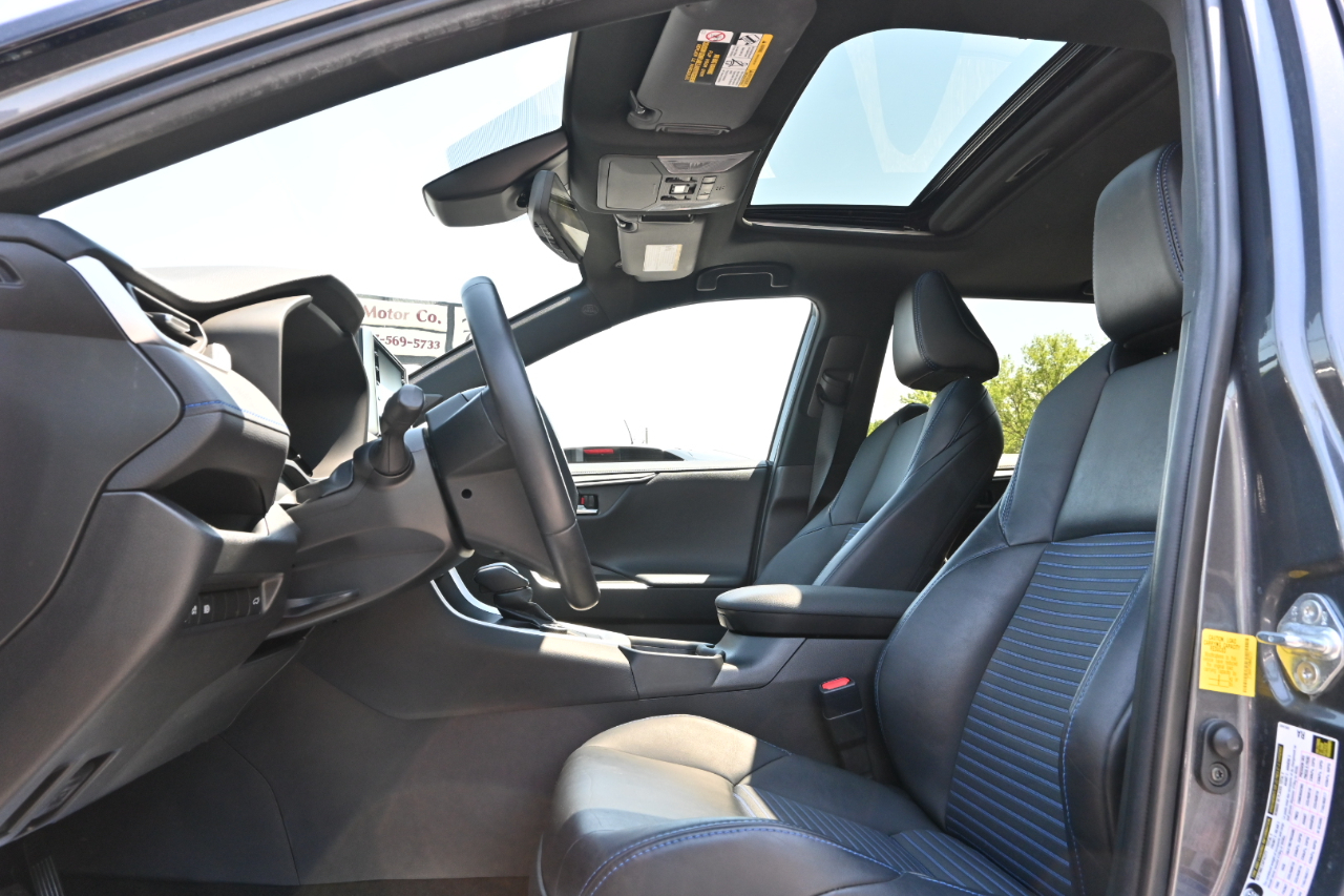 Toyota RAV4  2021