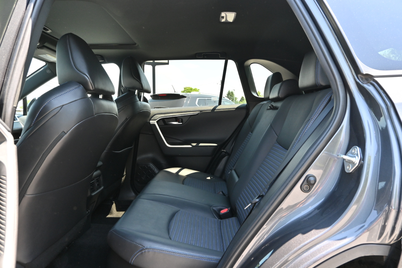 Toyota RAV4  2021