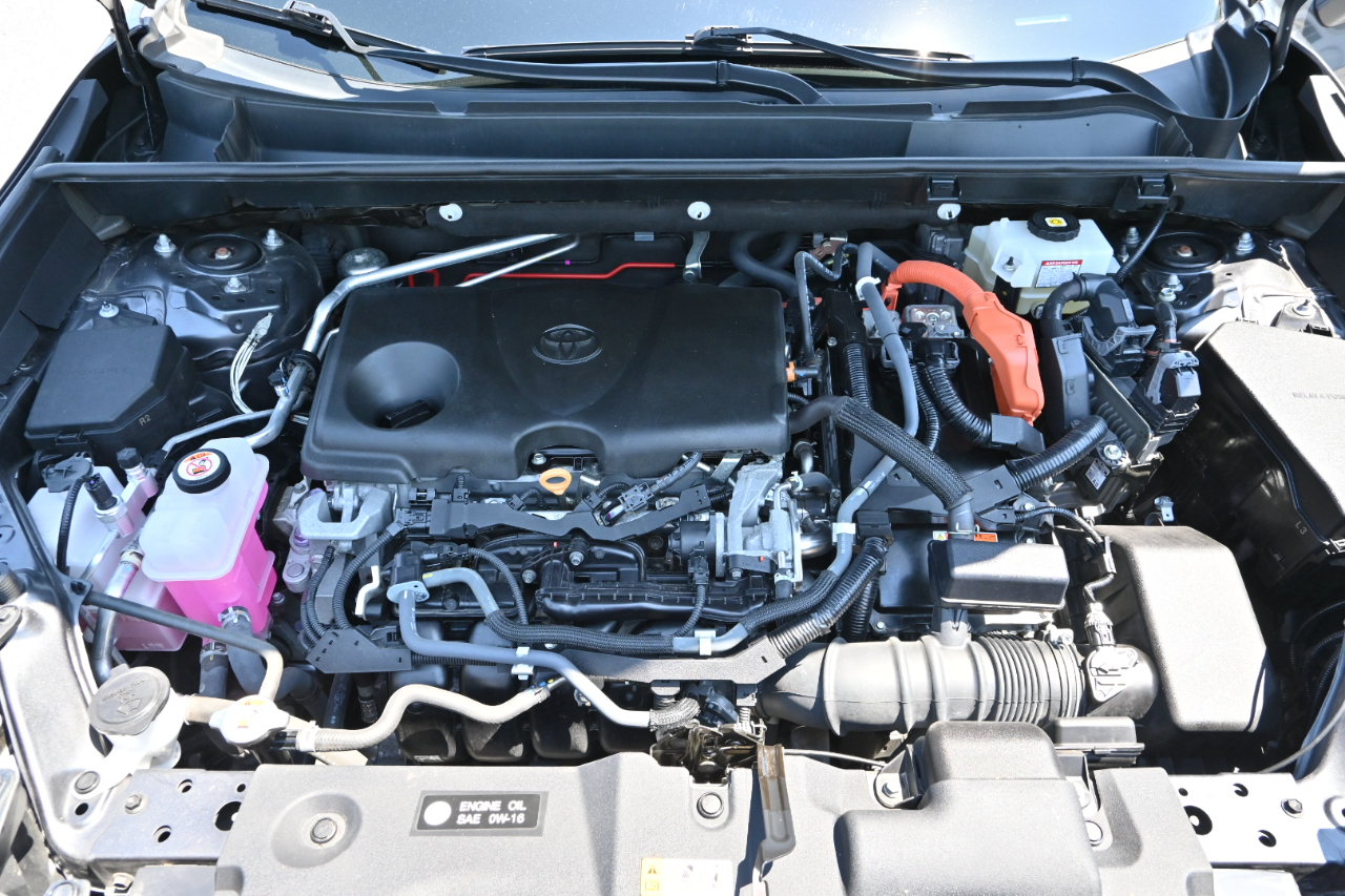 Toyota RAV4  2021