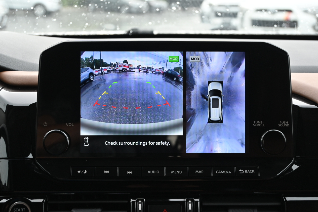 Nissan Pathfinder Platinum 4WD 2023