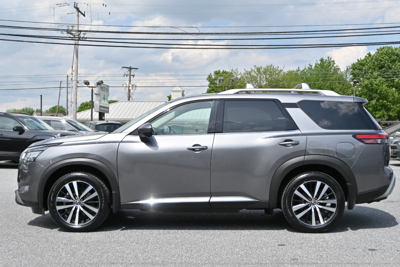 Nissan Pathfinder Platinum 4WD 2023