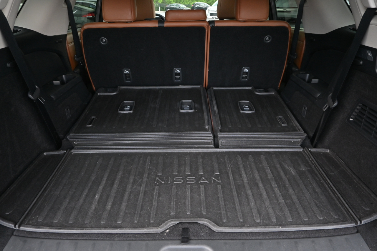 Nissan Pathfinder Platinum 4WD 2023