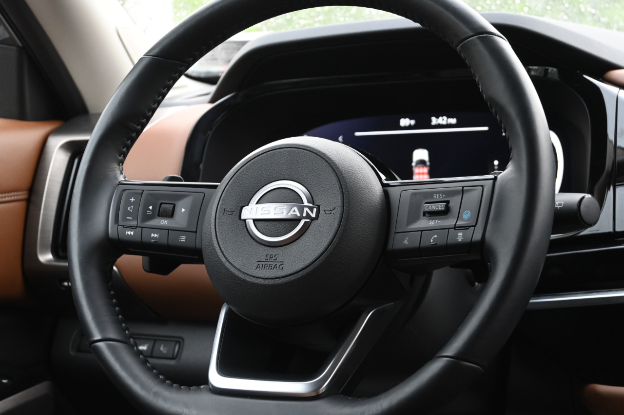 Nissan Pathfinder Platinum 4WD 2023