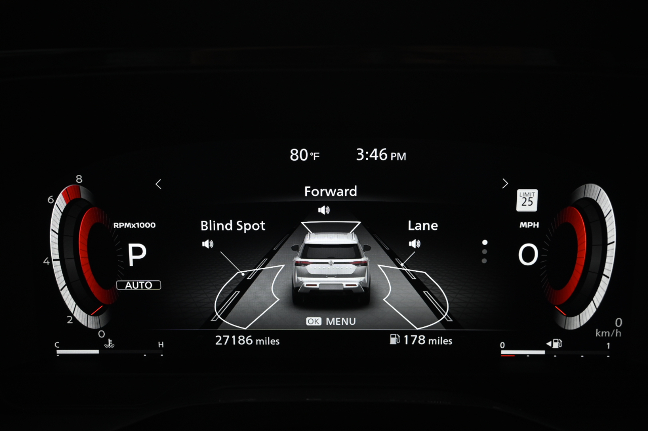 Nissan Pathfinder Platinum 4WD 2023
