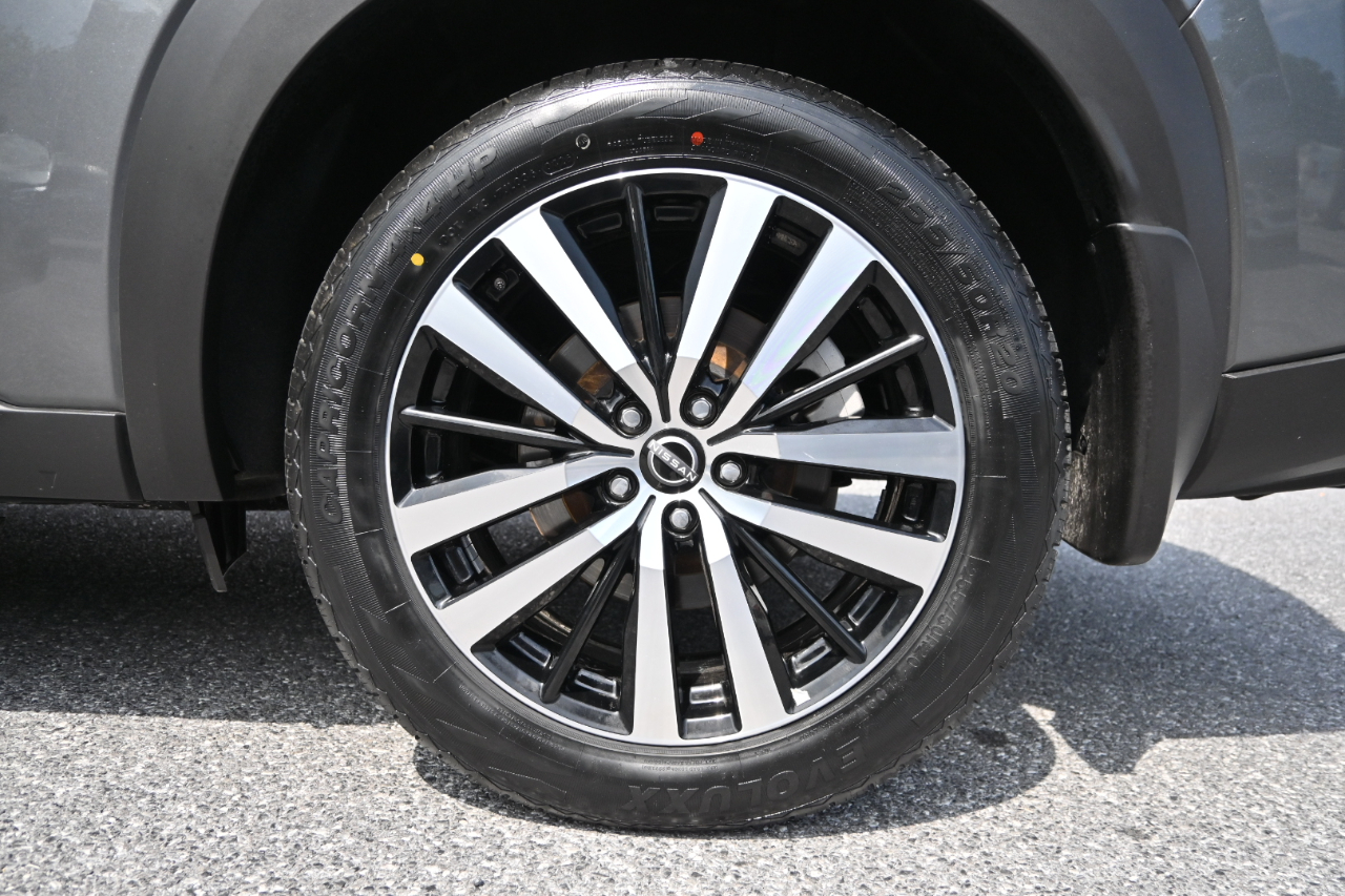 Nissan Pathfinder Platinum 4WD 2023
