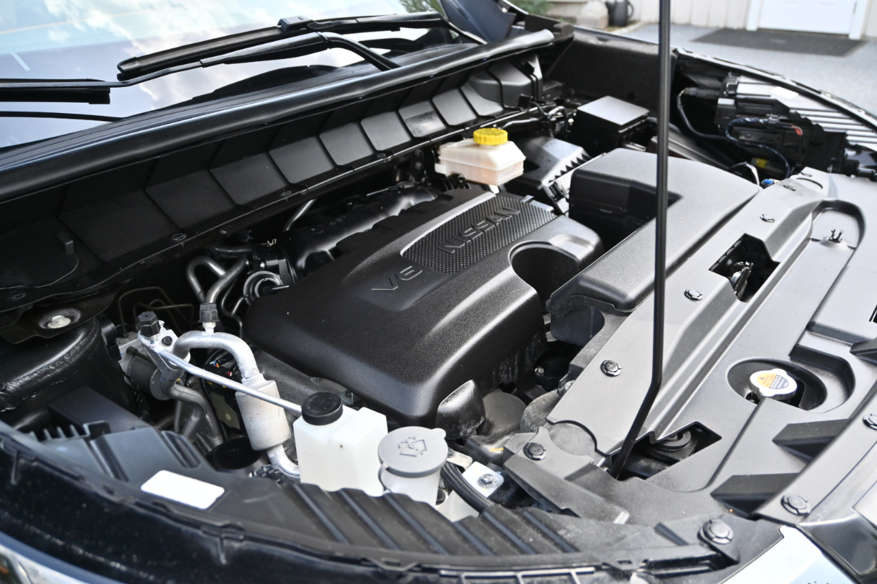 Nissan Pathfinder Platinum 4WD 2023