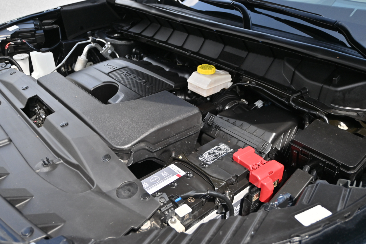 Nissan Pathfinder Platinum 4WD 2023
