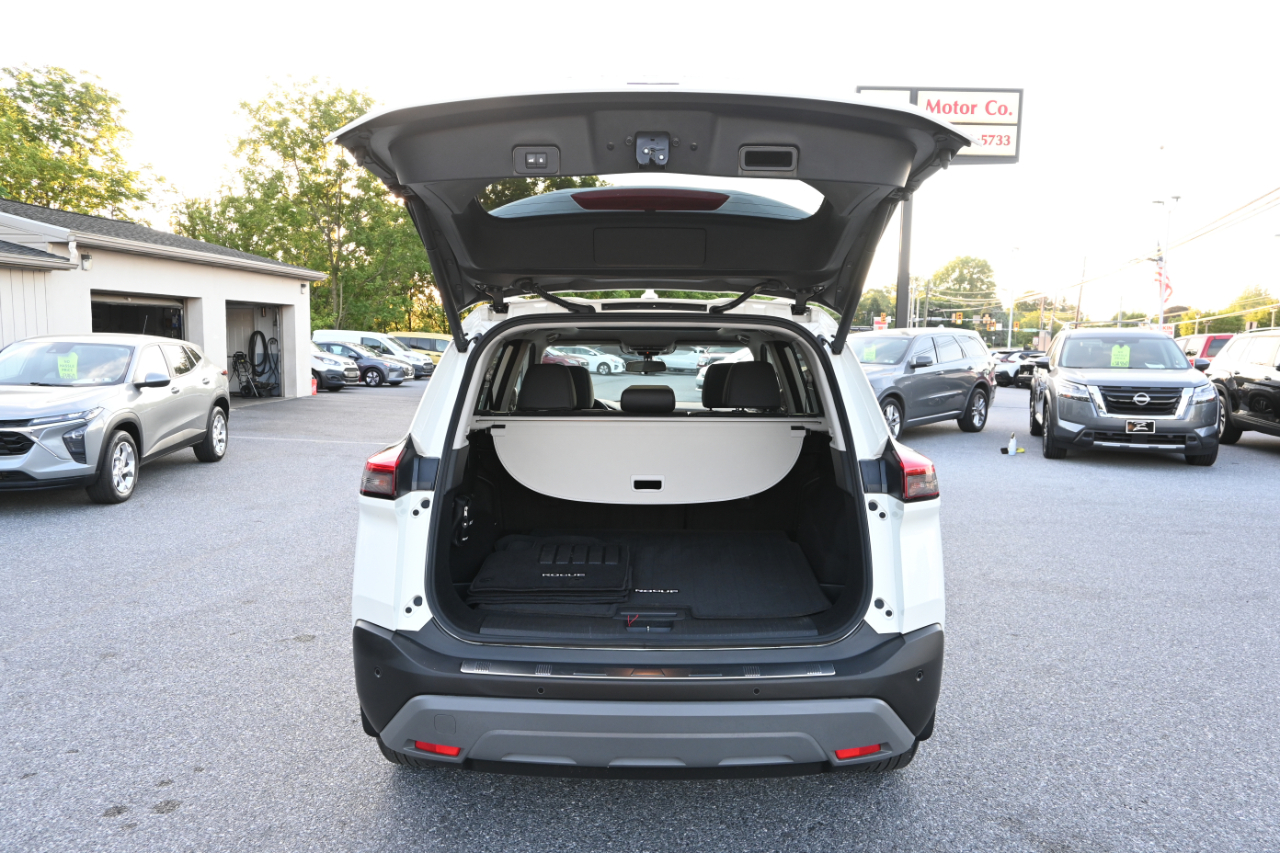 Nissan Rogue  2023