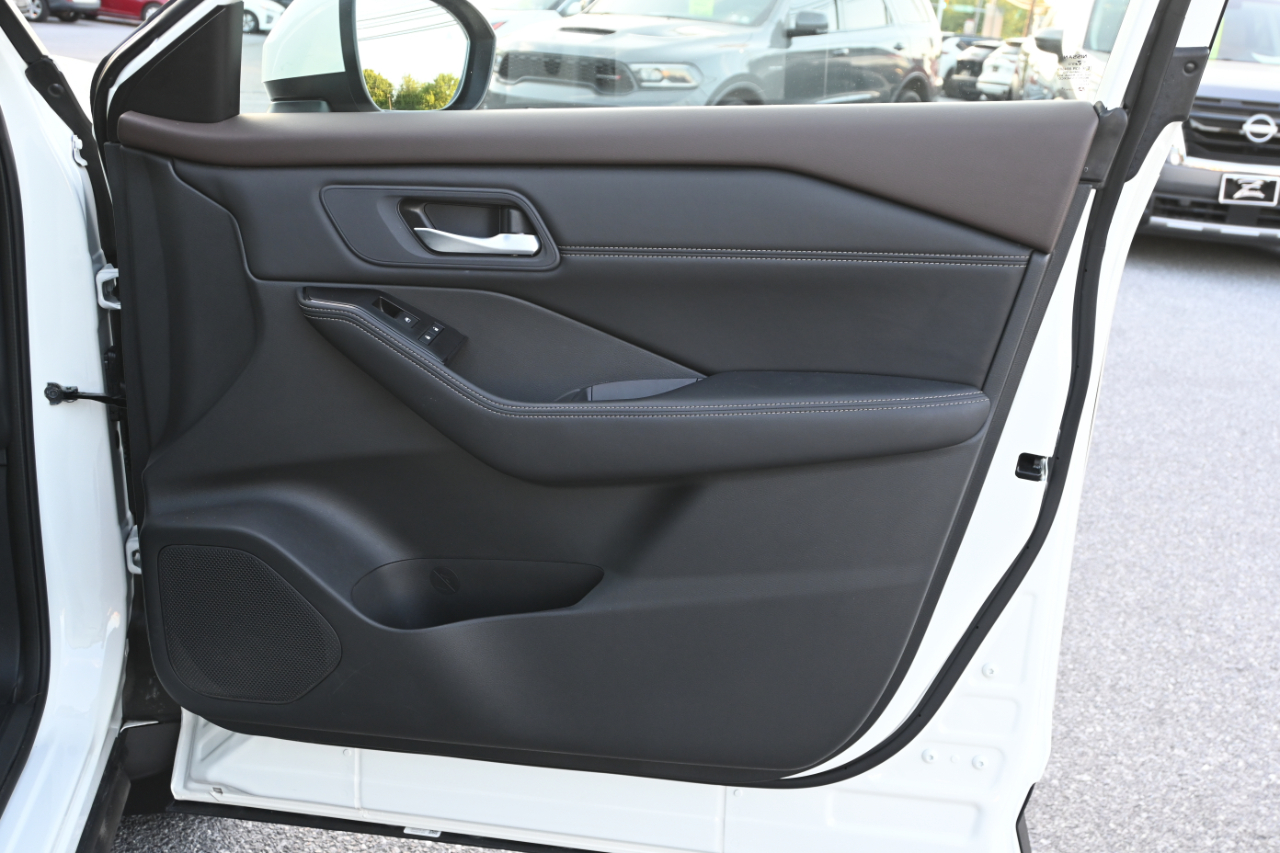 Nissan Rogue  2023
