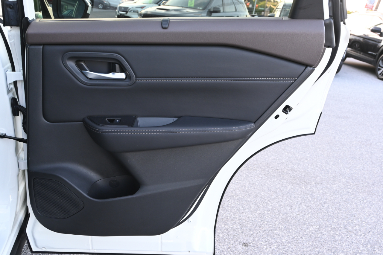Nissan Rogue  2023