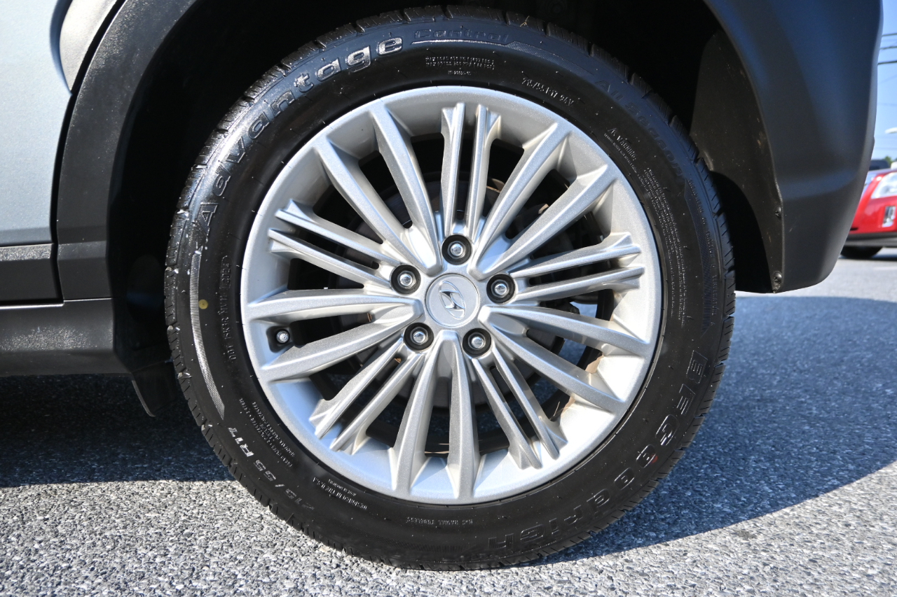 Hyundai Kona SEL Auto AWD 2020