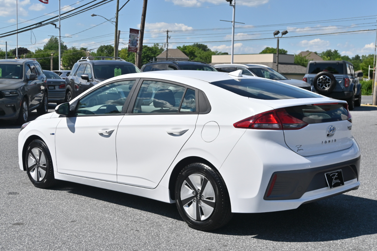 Hyundai Ioniq Hybrid Blue Hatchback 2020