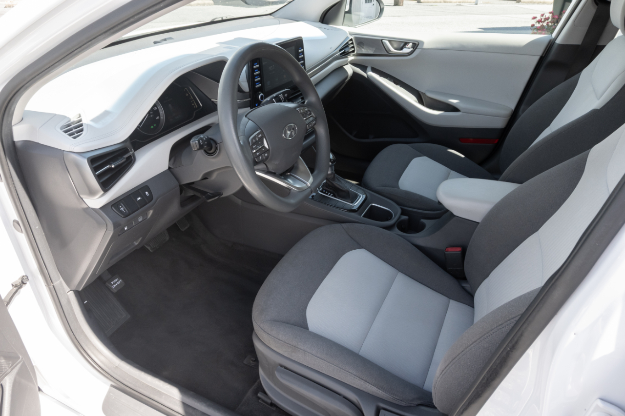Hyundai Ioniq Hybrid Blue Hatchback 2020