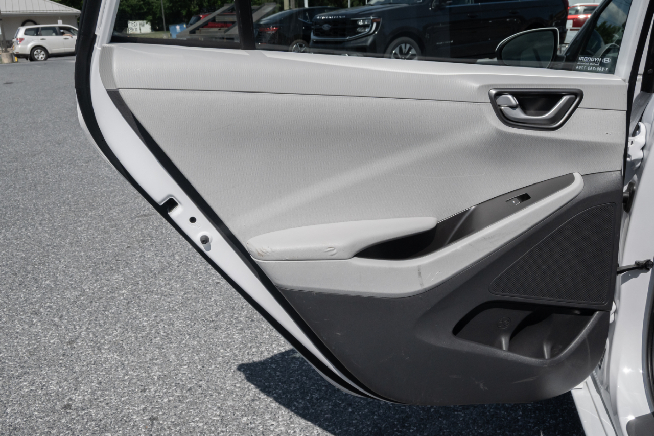 Hyundai Ioniq Hybrid Blue Hatchback 2020