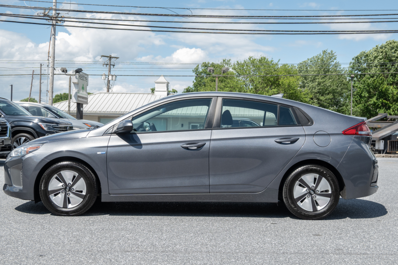 Hyundai Ioniq Hybrid Blue Hatchback 2018