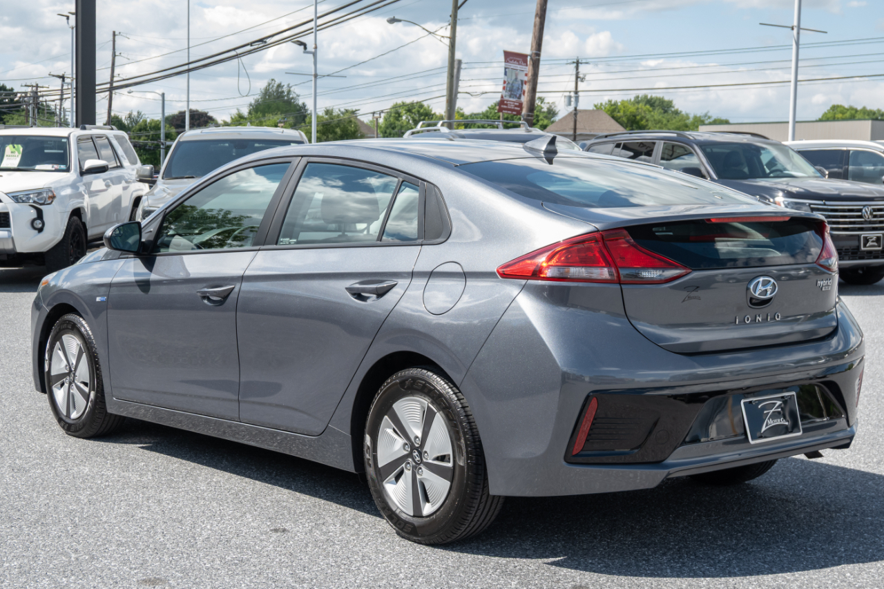 Hyundai Ioniq Hybrid Blue Hatchback 2018
