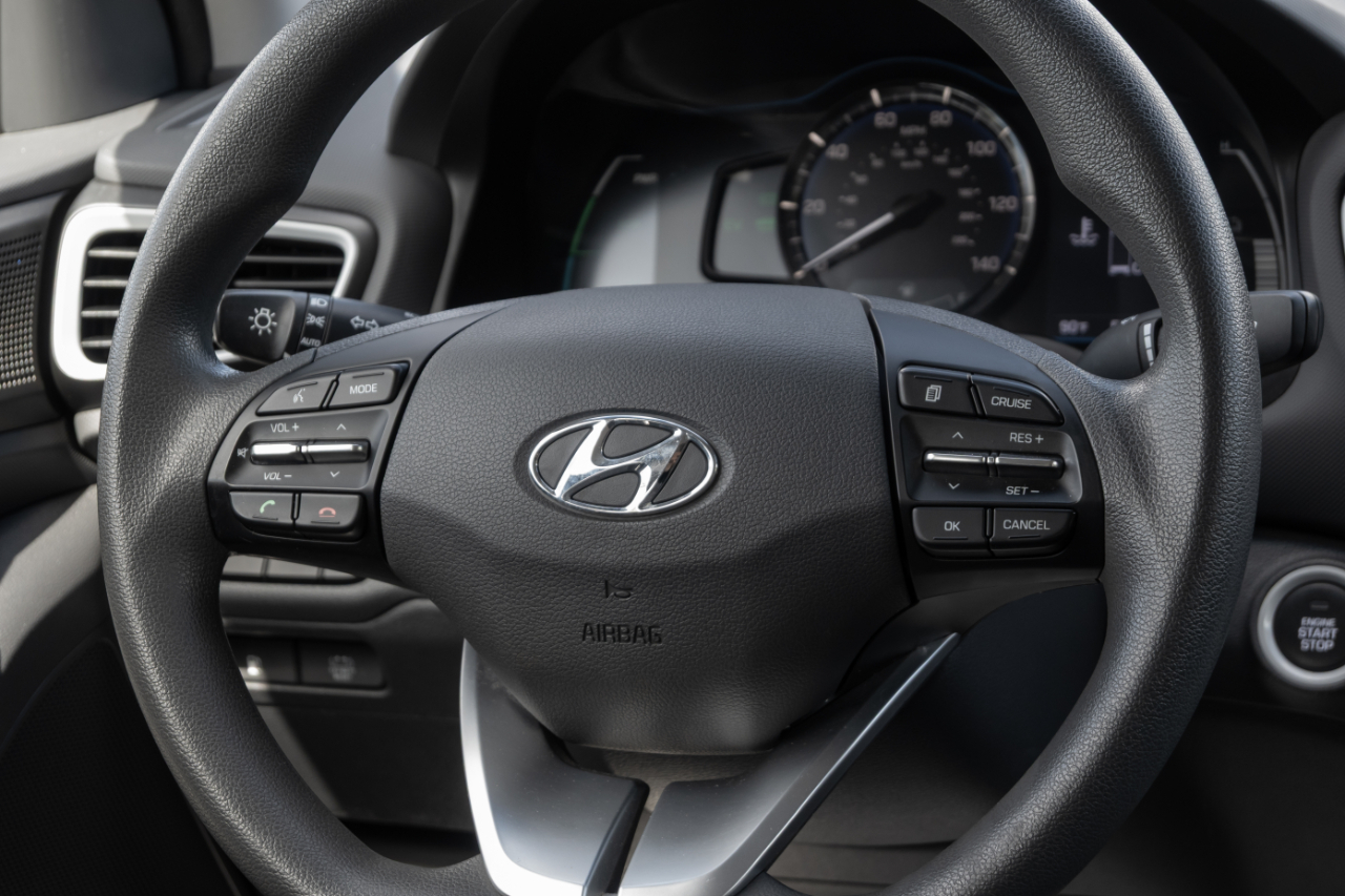 Hyundai Ioniq Hybrid Blue Hatchback 2018