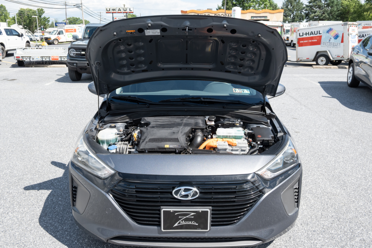 Hyundai Ioniq Hybrid Blue Hatchback 2018