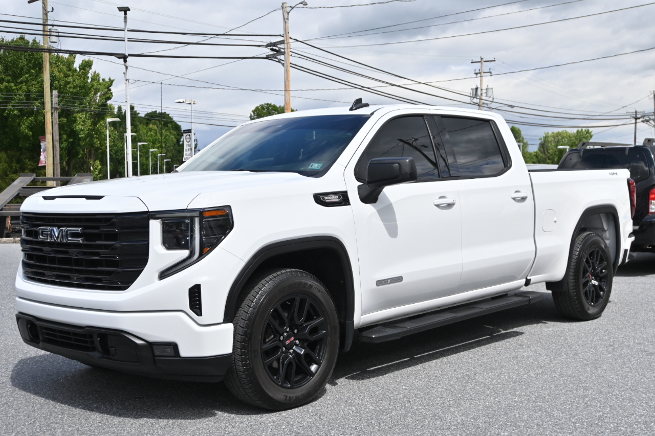 GMC Sierra 1500 4WD Crew Cab 157" Elevation 2024