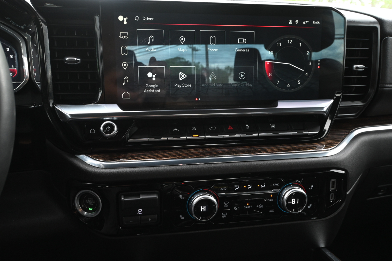 GMC Sierra 1500 4WD Crew Cab 157" Elevation 2024