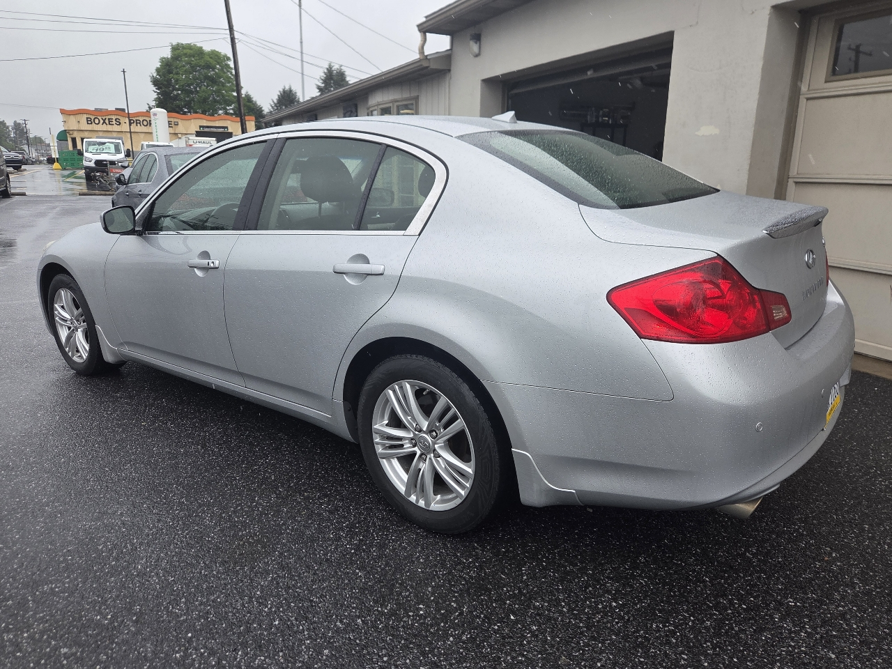 Infiniti G37 Sedan 4dr x AWD 2013
