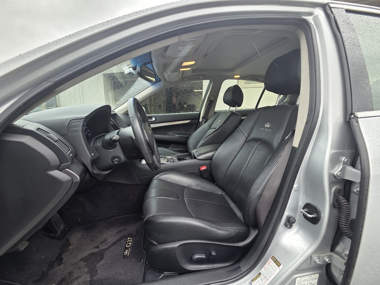 Infiniti G37 Sedan 4dr x AWD 2013