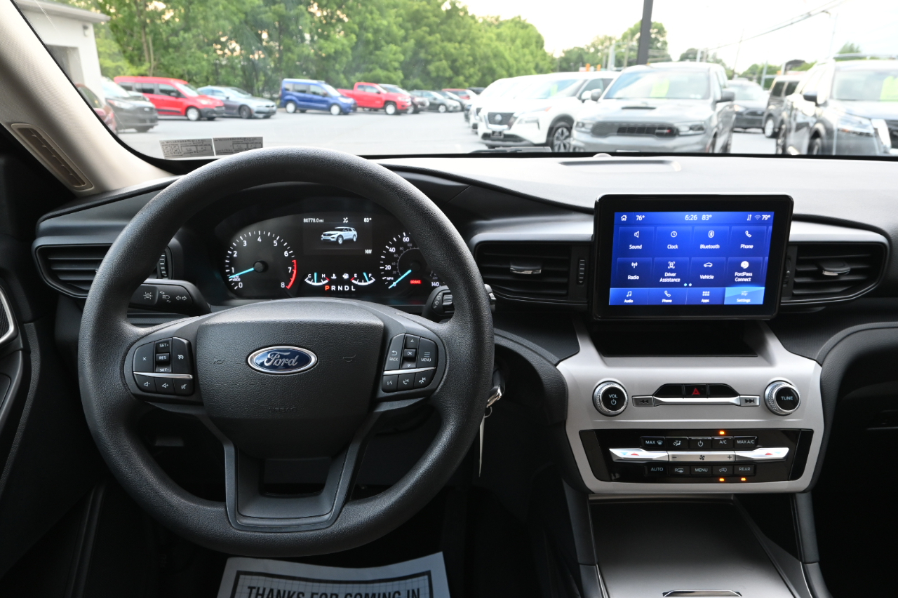 Ford Explorer Base 4WD 2023
