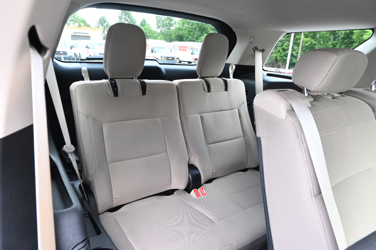 Ford Explorer Base 4WD 2023