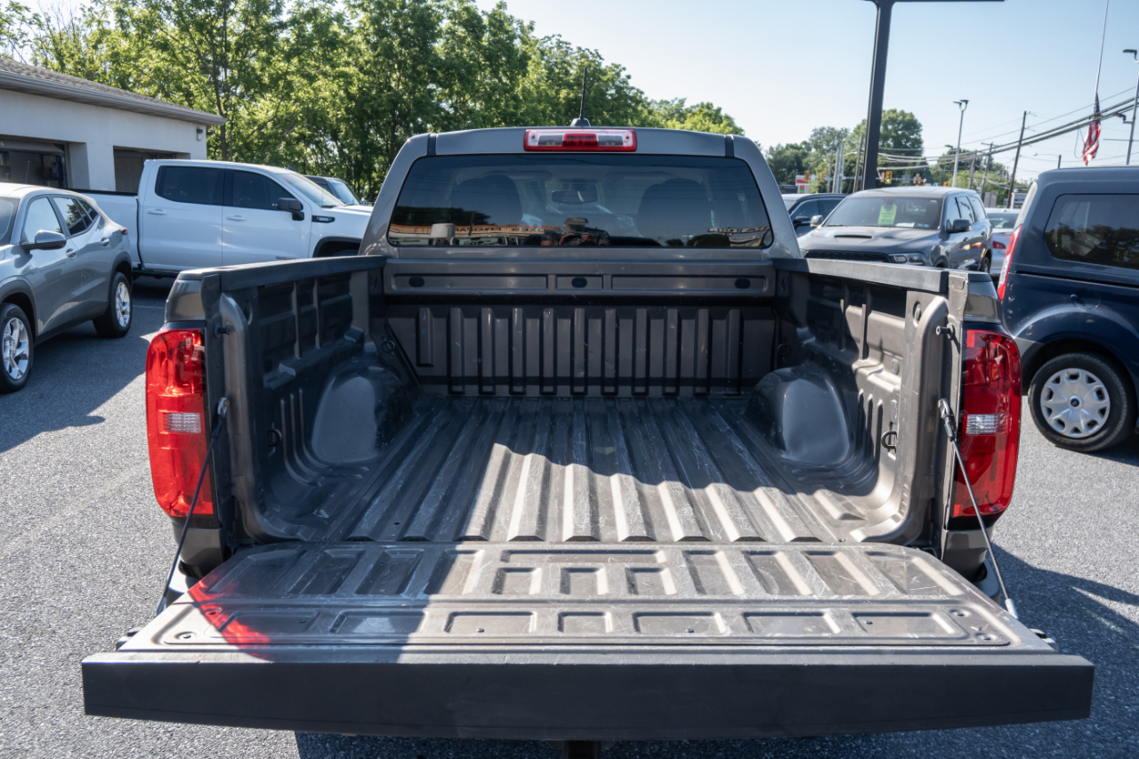 Chevrolet Colorado 4WD Crew Cab 128.3" WT 2016