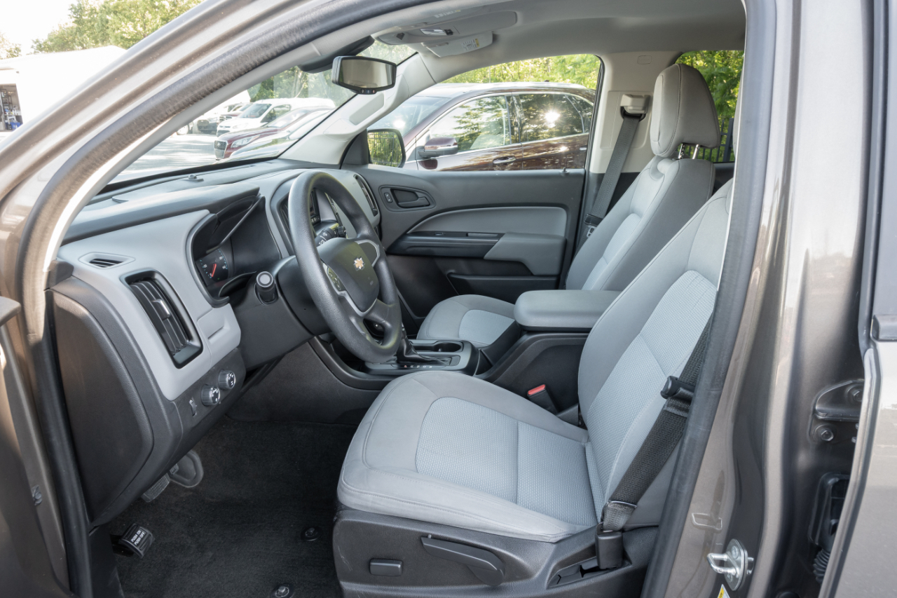 Chevrolet Colorado 4WD Crew Cab 128.3" WT 2016