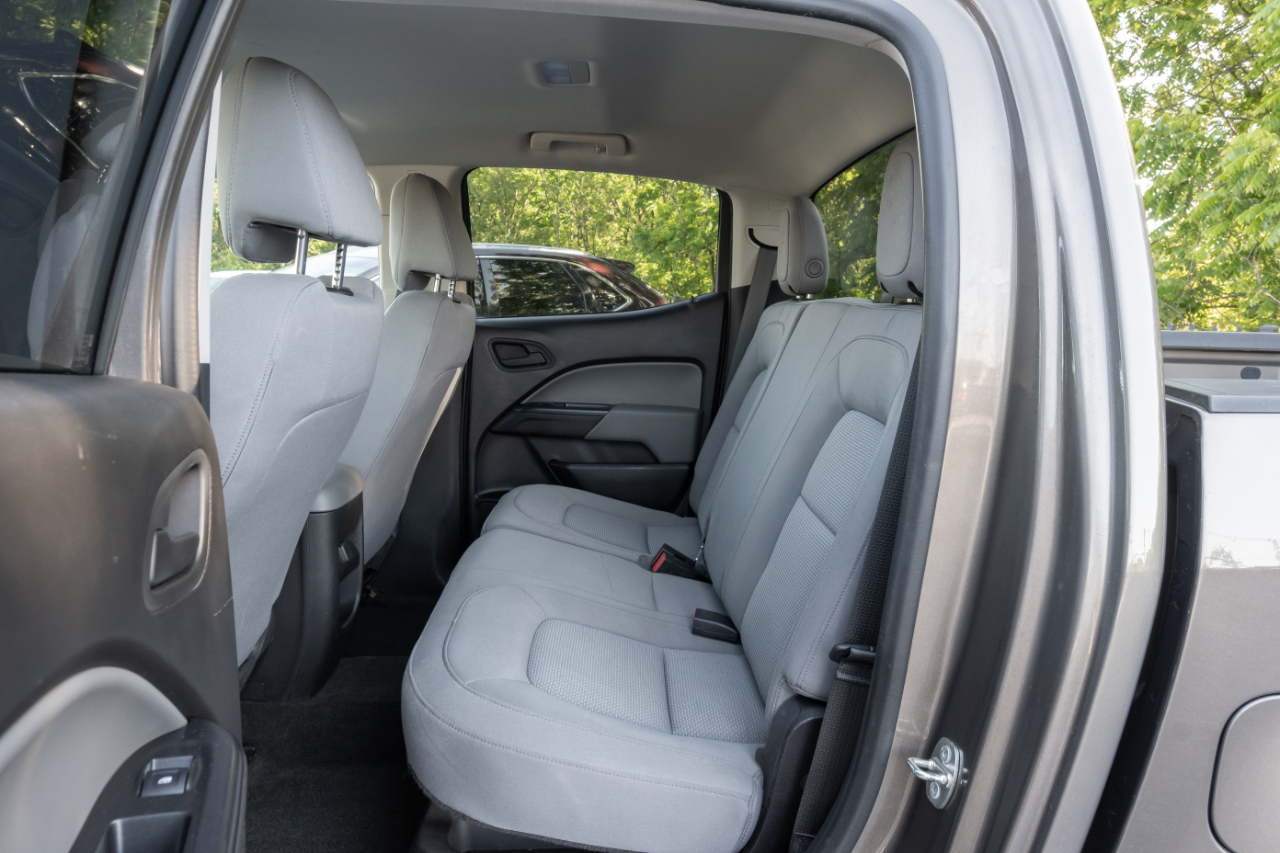 Chevrolet Colorado 4WD Crew Cab 128.3" WT 2016