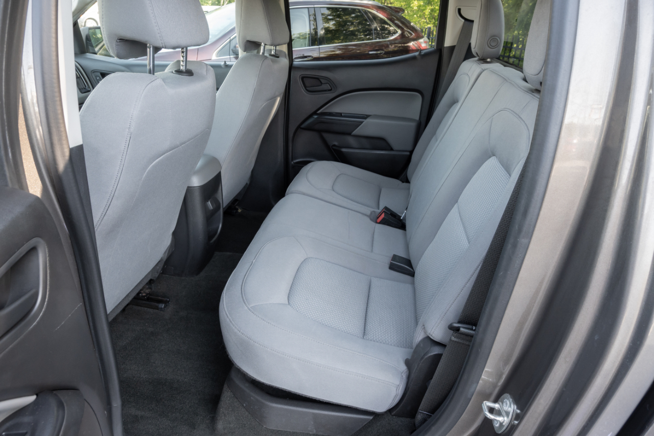 Chevrolet Colorado 4WD Crew Cab 128.3" WT 2016