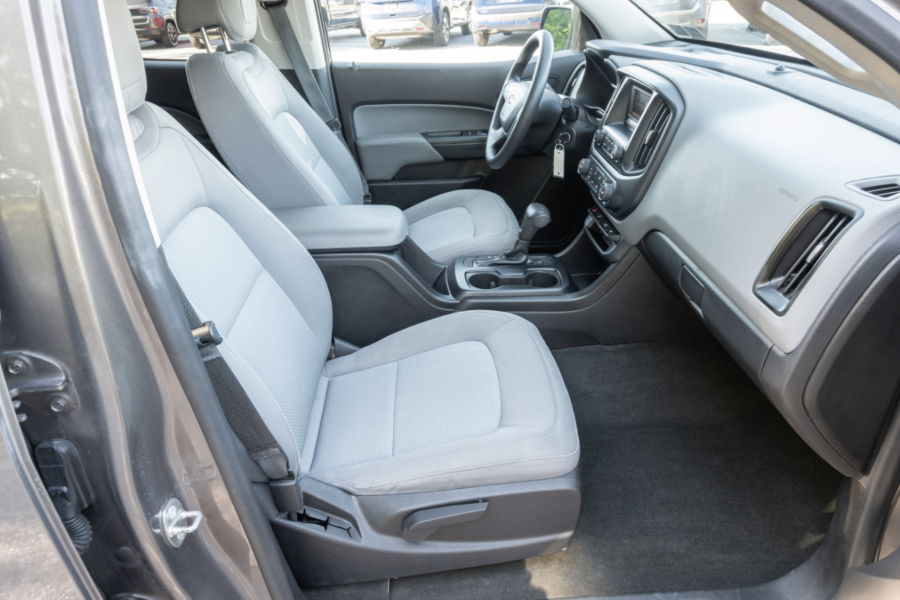 Chevrolet Colorado 4WD Crew Cab 128.3" WT 2016